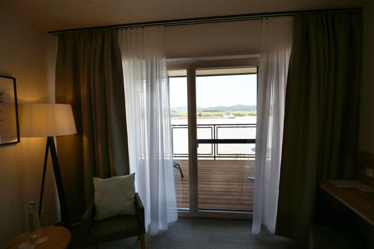 Donau Lodge Ибс-на-Дунае Экстерьер фото